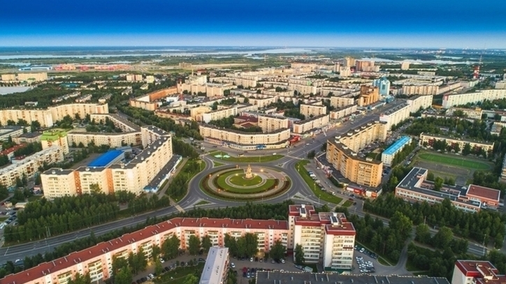 Здесь мы живём, учимся, взрослеем